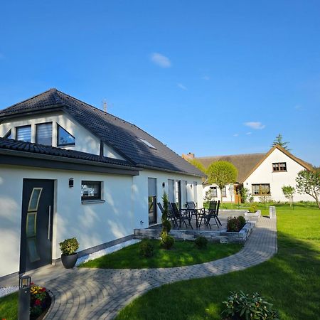 Haus Am Bodden Apartamento Fuhlendorf  Exterior foto